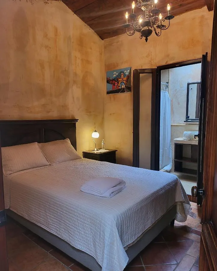 Hotel Y Restaurante Innsbruck Antigua 3*,